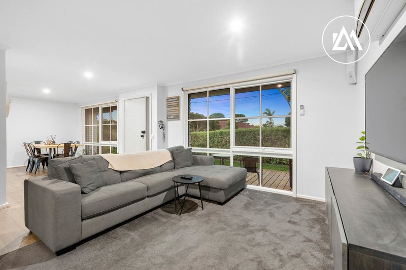 Photo - 20 Ruffy Drive, Cranbourne VIC 3977 - Image 5