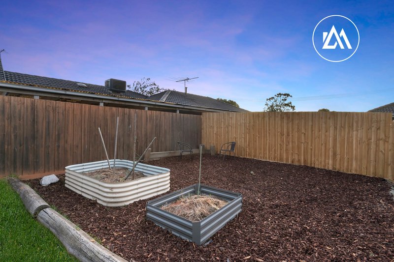 Photo - 20 Ruffy Drive, Cranbourne VIC 3977 - Image 12