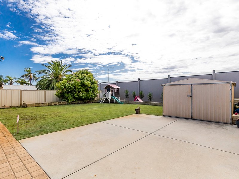 Photo - 20 Salmon Gum Grove, Beechboro WA 6063 - Image 18