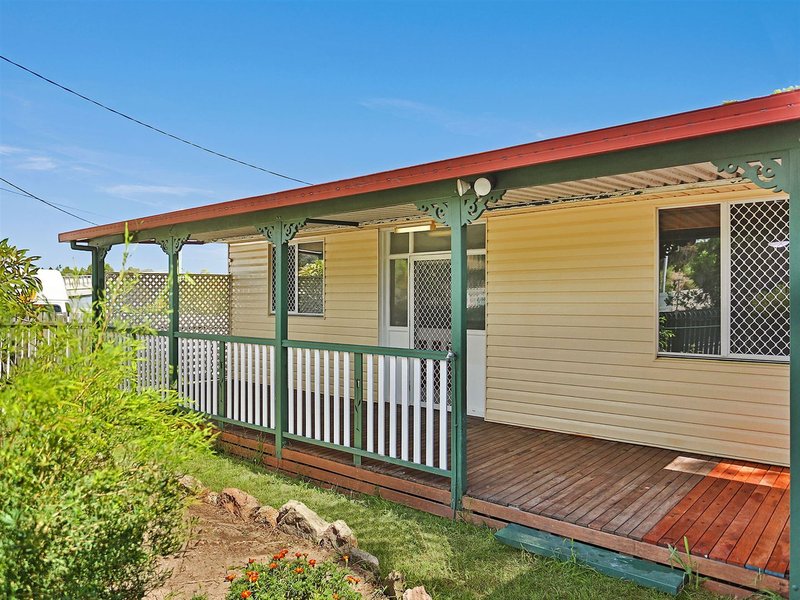 Photo - 20 Sanananda Street, Darra QLD 4076 - Image 1