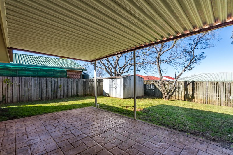 Photo - 20 Satinwood Court, Glenvale QLD 4350 - Image 10