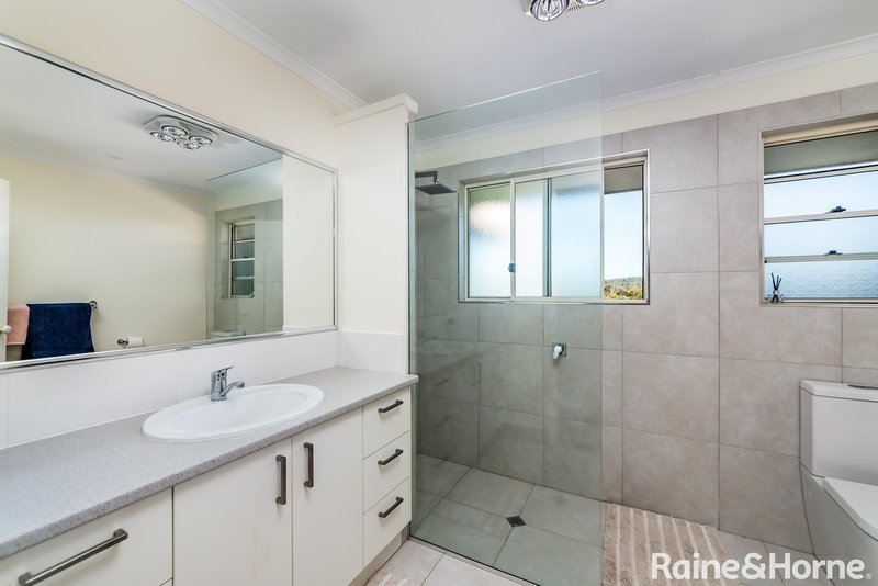 Photo - 20 Saunders Drive, Cooran QLD 4569 - Image 8