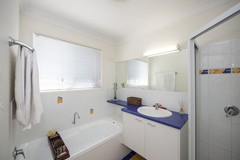 Photo - 20 Schooner Street, Tannum Sands QLD 4680 - Image 14