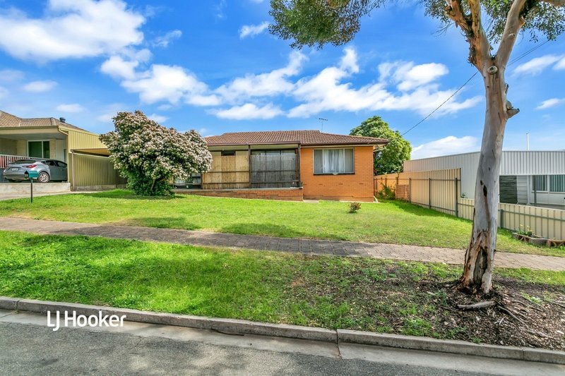 20 Sea View Road, Para Hills SA 5096