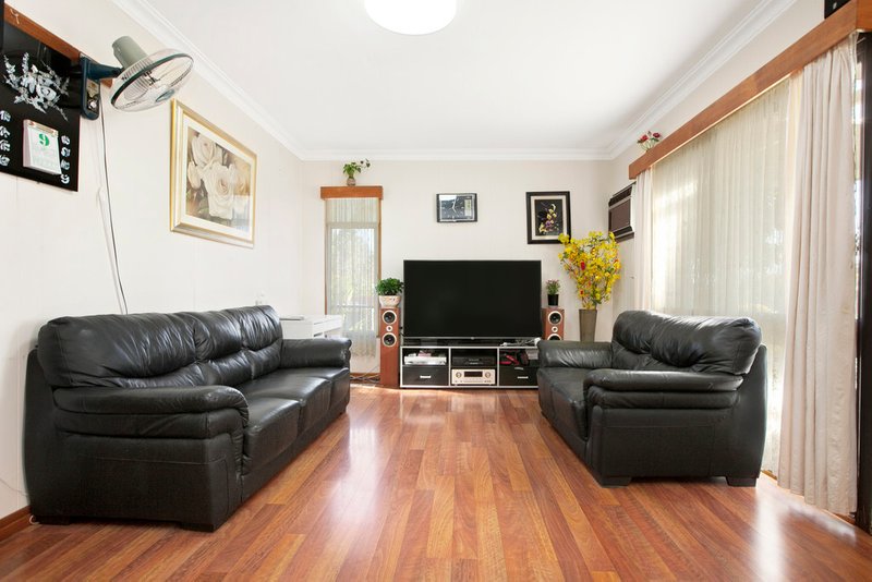 Photo - 20 Seston Street, Reservoir VIC 3073 - Image 5