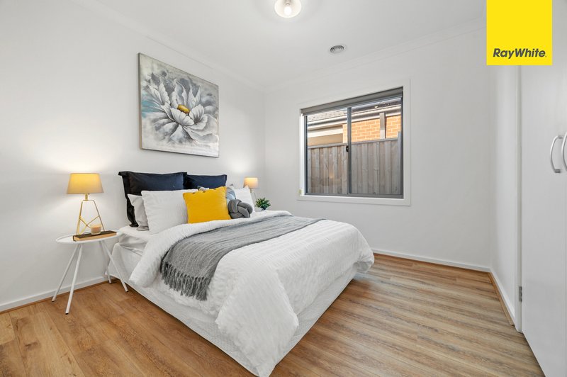 Photo - 20 Shadow Street, Deanside VIC 3336 - Image 14