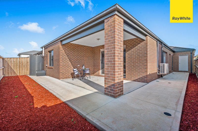 Photo - 20 Shadow Street, Deanside VIC 3336 - Image 16
