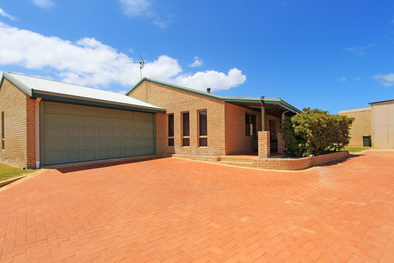 20 Shearwater Drive, Jurien Bay WA 6516