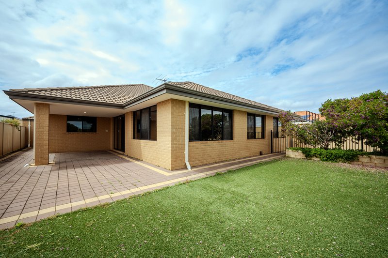 Photo - 20 Shelburne Gardens, Ridgewood WA 6030 - Image 6