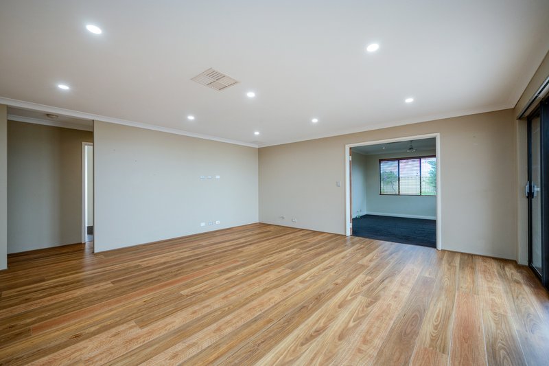 Photo - 20 Shelburne Gardens, Ridgewood WA 6030 - Image 15