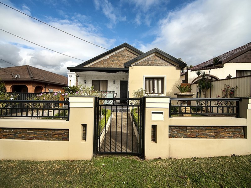 Photo - 20 Shenton Avenue, Bankstown NSW 2200 - Image 3