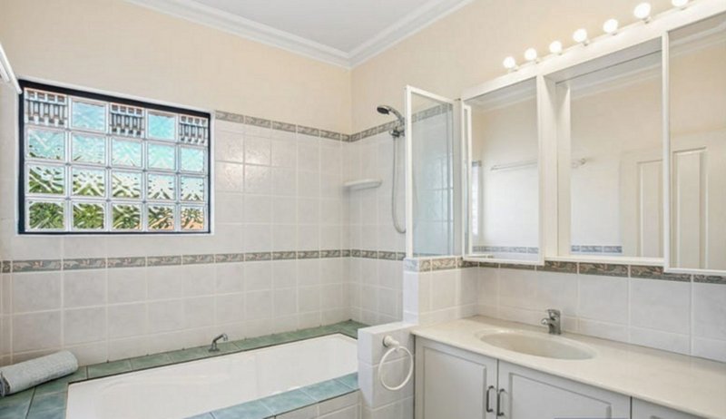 Photo - 20 Sherwood Road, Dalkeith WA 6009 - Image 12
