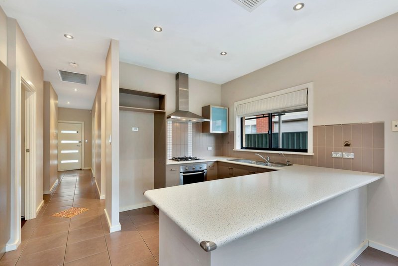 Photo - 20 Shoalhaven Circuit, Mawson Lakes SA 5095 - Image 3