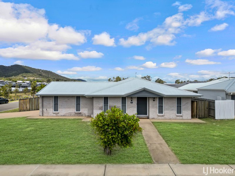 20 Silver Wattle Street, Norman Gardens QLD 4701