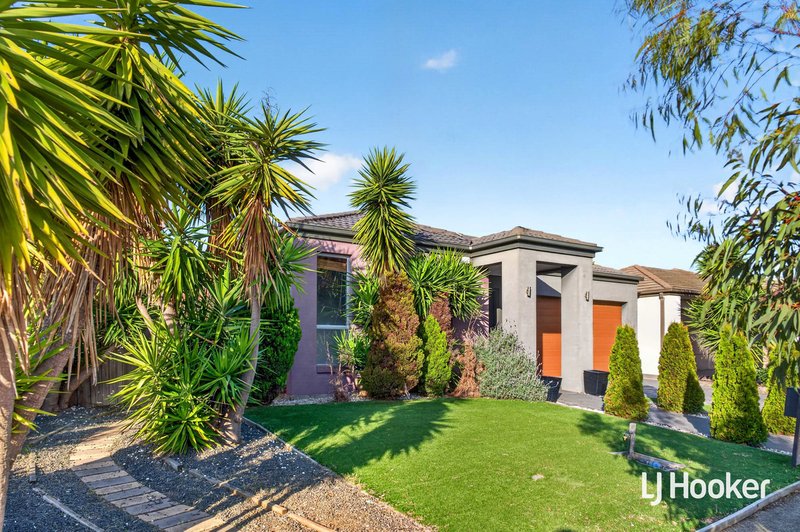 Photo - 20 Sinclair Crescent, Tarneit VIC 3029 - Image 2