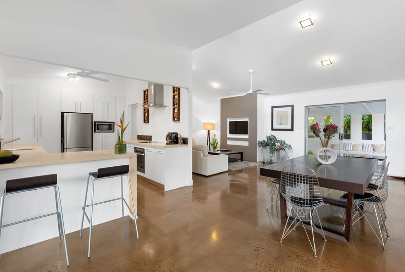 Photo - 20 Slate Close, Brinsmead QLD 4870 - Image 5