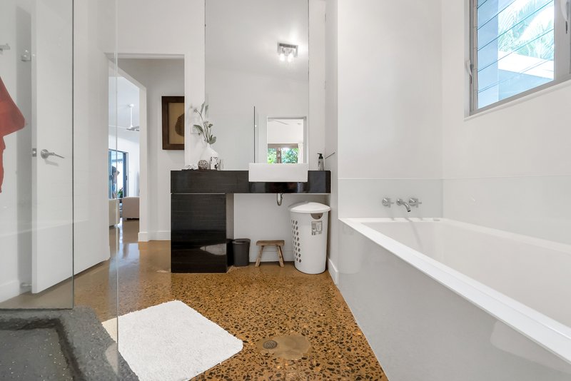 Photo - 20 Slate Close, Brinsmead QLD 4870 - Image 16