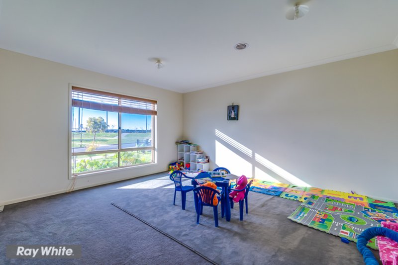 Photo - 20 Snowbridge Road, Tarneit VIC 3029 - Image 12