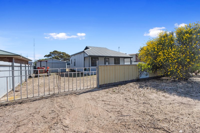 Photo - 20 South Terrace, Balgowan SA 5573 - Image 19