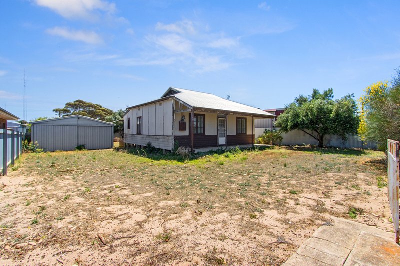 Photo - 20 South Terrace, Balgowan SA 5573 - Image 5