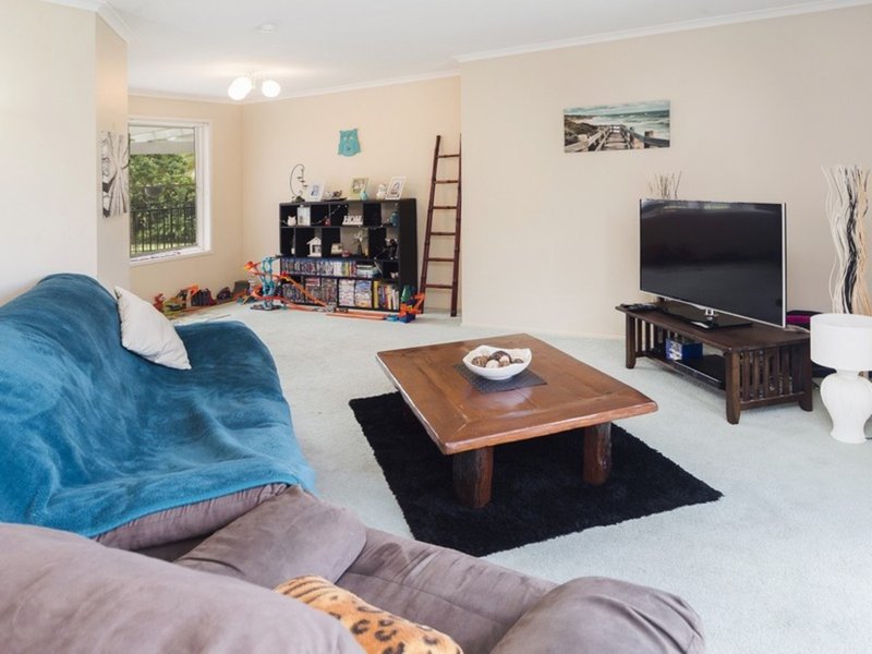 Photo - 20 Spikes Court, Arundel QLD 4214 - Image 9