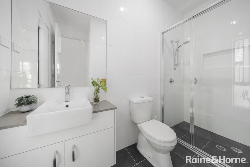 Photo - 20 Squadron Street, Leppington NSW 2179 - Image 9