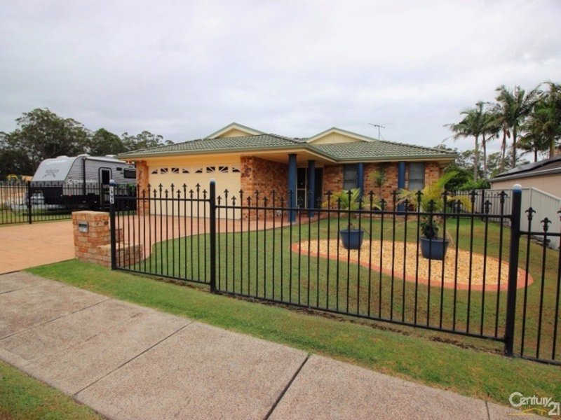 Photo - 20 St Andrews Way, Fletcher NSW 2287 - Image 2