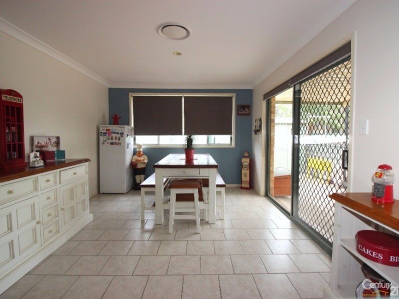 Photo - 20 St Andrews Way, Fletcher NSW 2287 - Image 7