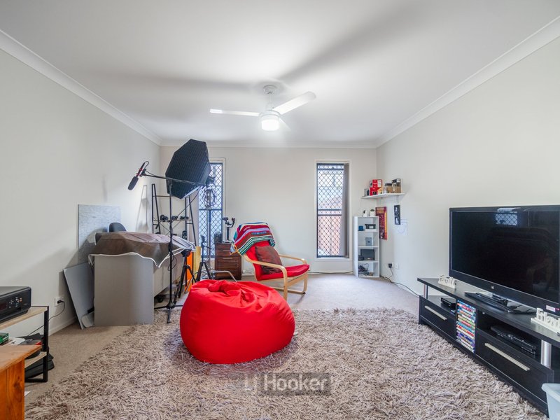 Photo - 20 Stanbury Drive, Goodna QLD 4300 - Image 9