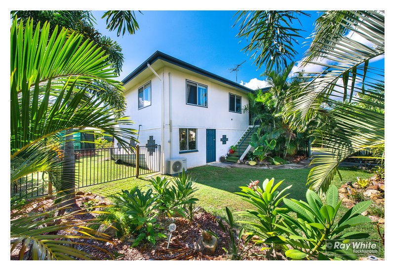 20 Stenlake Avenue, Kawana QLD 4701