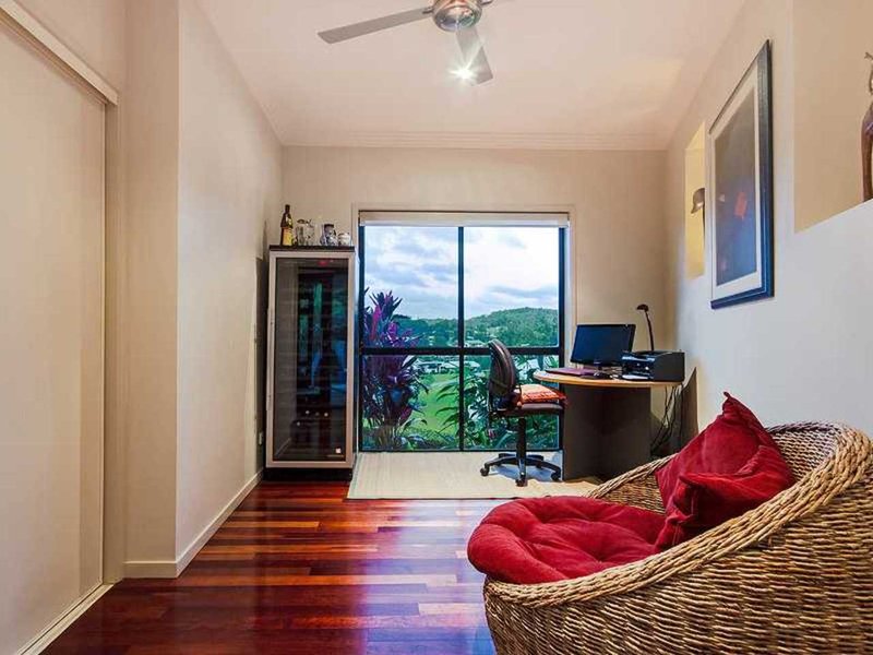 Photo - 20 Stockyard Court, Tallebudgera QLD 4228 - Image 11