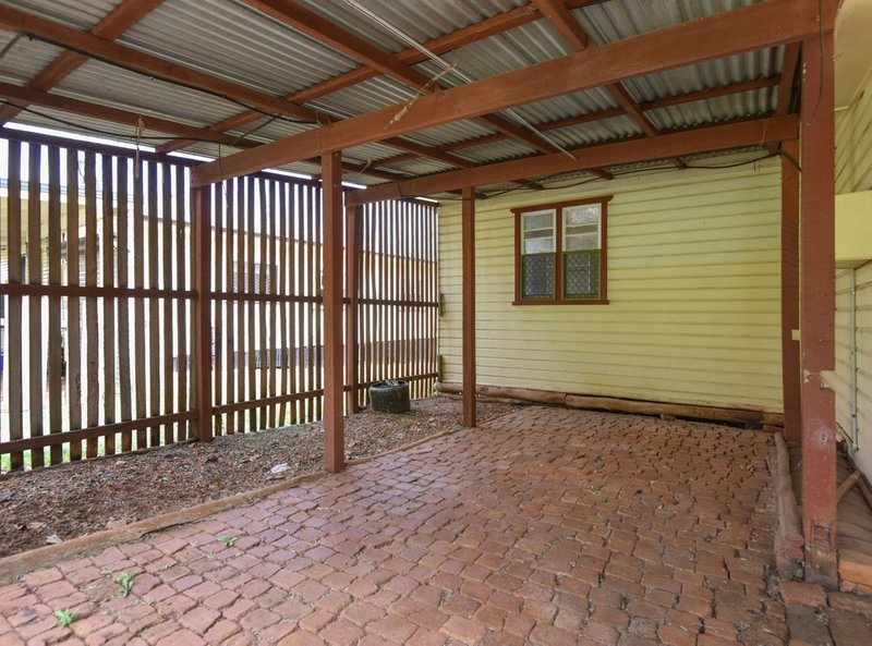 Photo - 20 Stone Street, Wilsonton QLD 4350 - Image 9