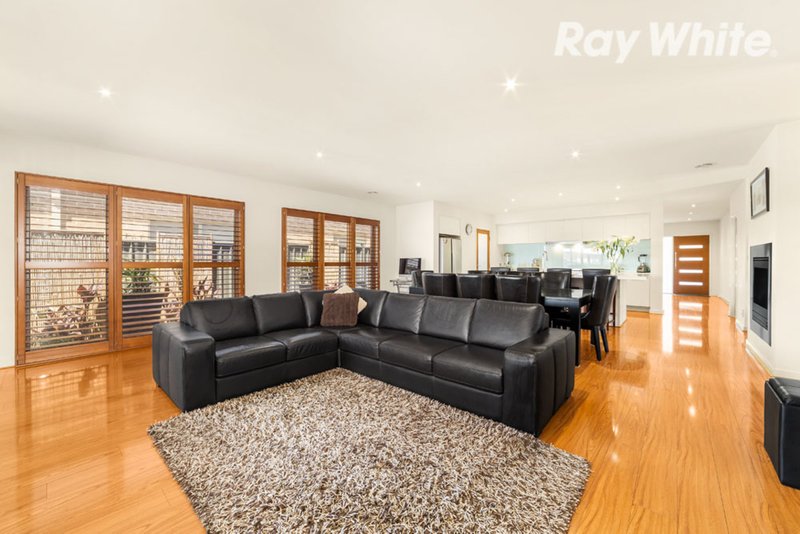 Photo - 20 Strachan Rise, Mernda VIC 3754 - Image 3