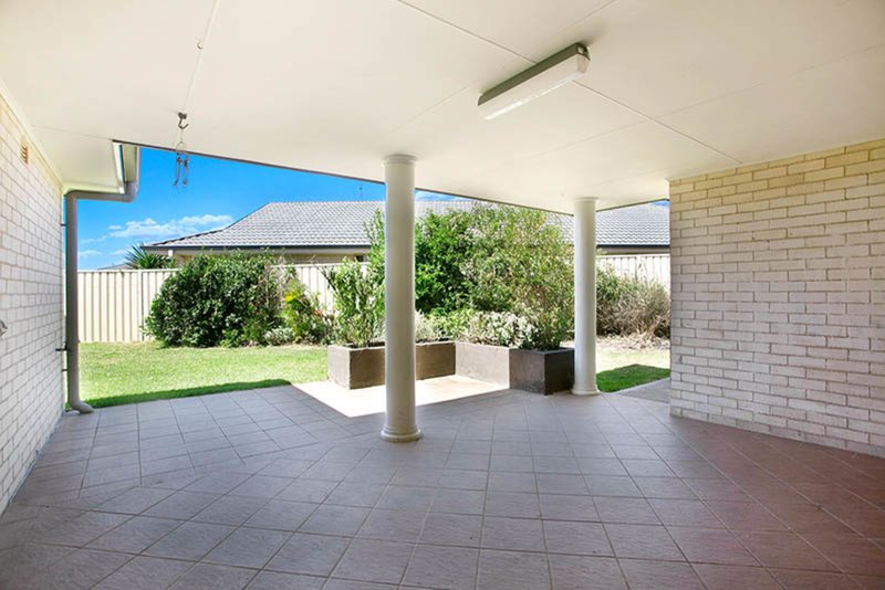 Photo - 20 Stradbroke Avenue, Shell Cove NSW 2529 - Image 4