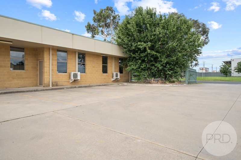 20 Stuart Road, Wagga Wagga NSW 2650