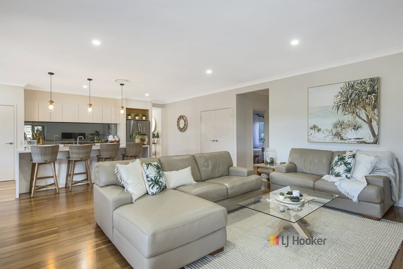 Photo - 20 Summerhayes Road, Wyee NSW 2259 - Image 6