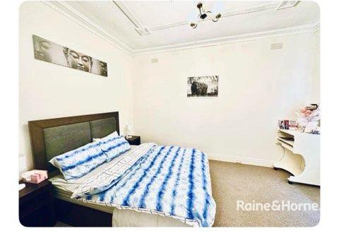 Photo - 20 Summerhill Road, Maidstone VIC 3012 - Image 5