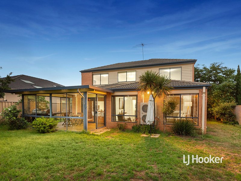 Photo - 20 Sumner Crescent, Point Cook VIC 3030 - Image 10