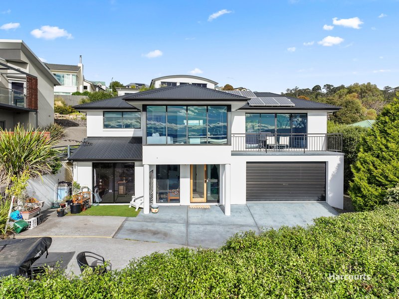 Photo - 20 Suncoast Drive, Blackmans Bay TAS 7052 - Image 9