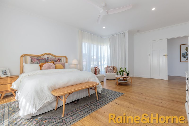 Photo - 20 Sunningdale Close, Dubbo NSW 2830 - Image 11