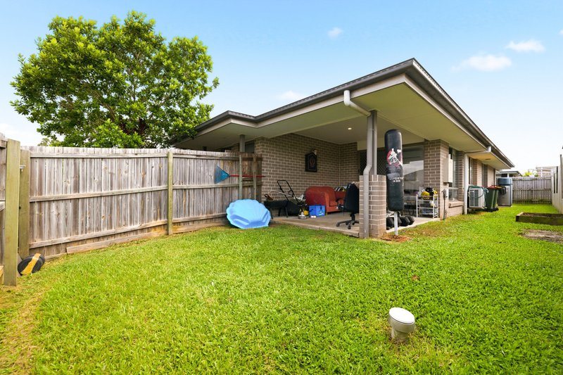 Photo - 20 Sunreef Street, Burpengary QLD 4505 - Image 13