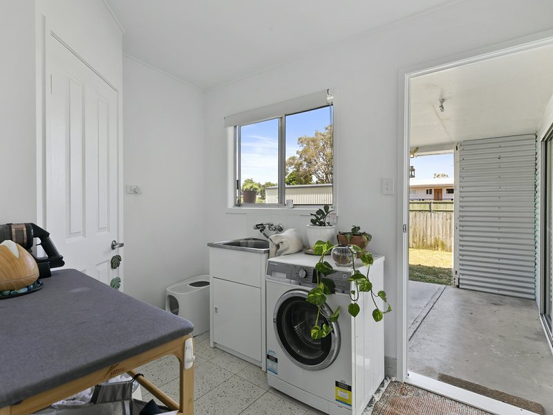 Photo - 20 Sunset Ave , Bongaree QLD 4507 - Image 14