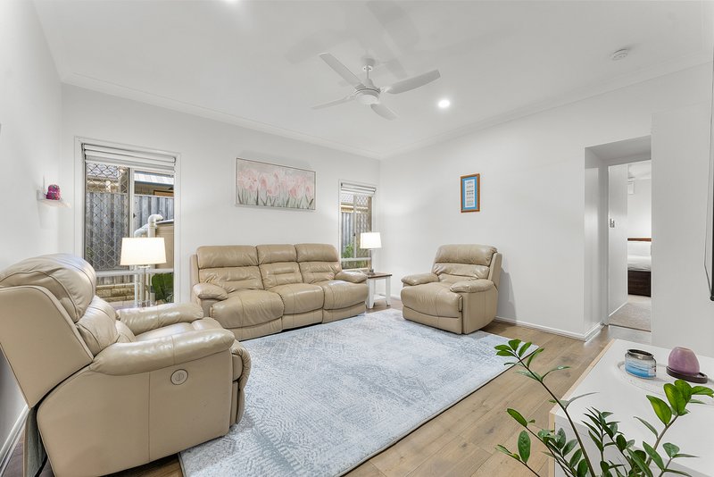 Photo - 20 Sunstone Circuit, Mango Hill QLD 4509 - Image 7