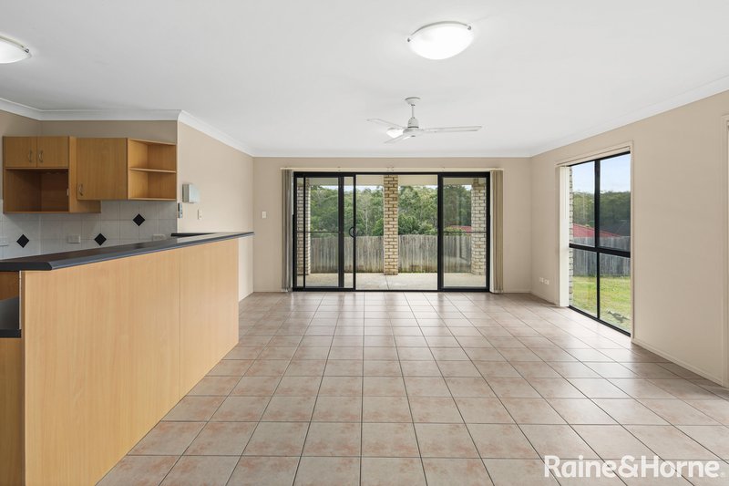 Photo - 20 Sunview Road, Springfield QLD 4300 - Image 12