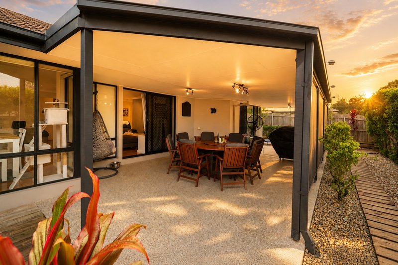Photo - 20 Syracuse Street, Redland Bay QLD 4165 - Image 3