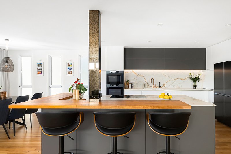 Photo - 20 Taiyul Road, North Narrabeen NSW 2101 - Image 2