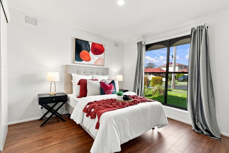 Photo - 20 Talbot Court, Noble Park VIC 3174 - Image 4
