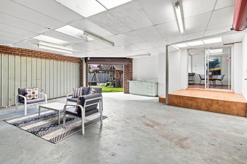 Photo - 20 Talbot Court, Noble Park VIC 3174 - Image 11