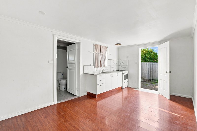 Photo - 20 Talbot Court, Noble Park VIC 3174 - Image 13