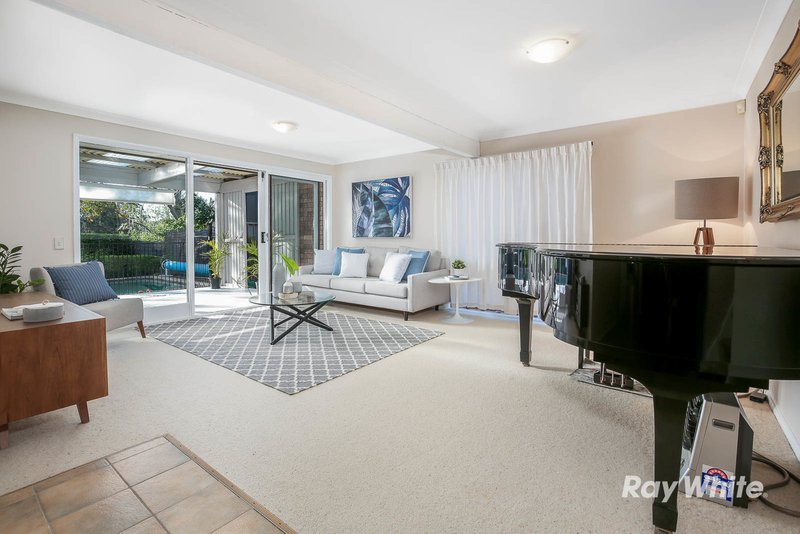 Photo - 20 Tallowwood Ave , Cherrybrook NSW 2126 - Image 2